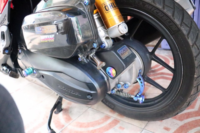 Ngam nhin Vario 150 do cuc bat mat voi dan chan 7 mau - 11