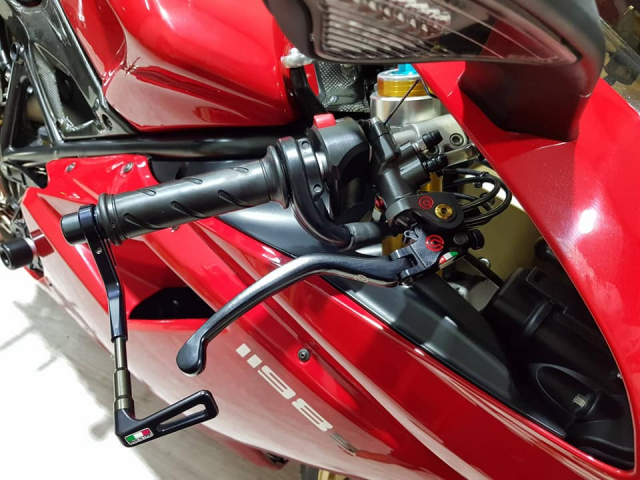 Ducati 1198S do cuc chat voi dien mao Full Racing tu dau den duoi - 3