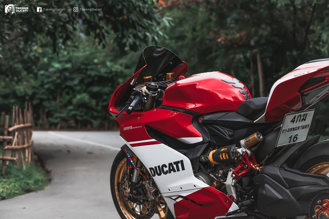 Ducati Panigale 899 do dinh diem voi cong nghe do choi cao cap - 10