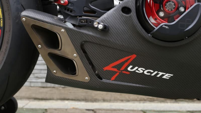 Ducati Panigale V4 S do cuc chat trong dien mao fullsix Carbon - 11