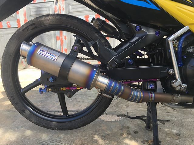 Exciter 135 so huu dien mao moi voi loat nang cap hon 15 trieu dong - 10
