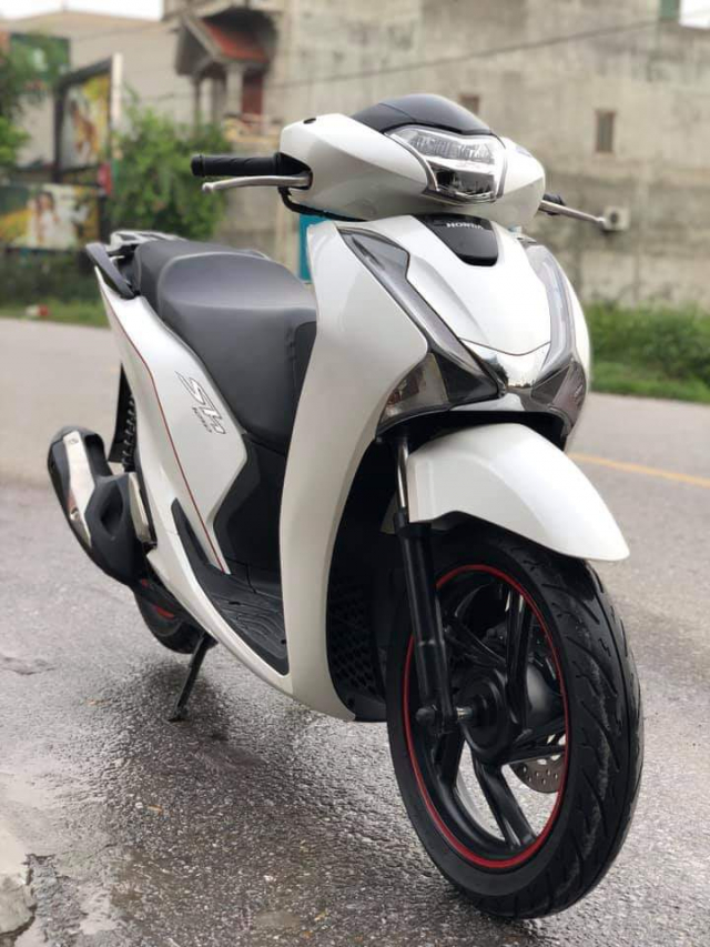 Mua Xe Máy Honda SH Mode 2019 Phiên Bản Cá Tính