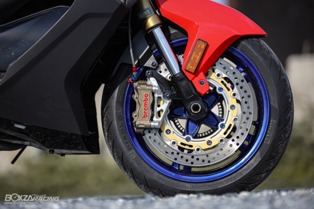 BMW C650 do an tuong voi phong cach Sporty tuoi tan - 10