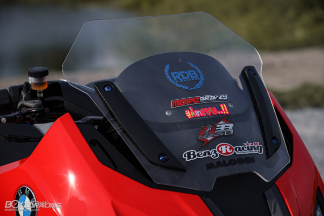 BMW C650 do an tuong voi phong cach Sporty tuoi tan - 5