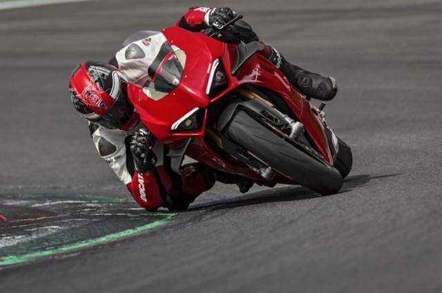 Ducati Panigale V4 2020 duoc trang bi goi Aerodynamic lam tieu chuan