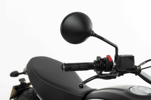 Ducati Scrambler Icon Dark 2020 vua ra mat voi gia re nhat trong gia dinh Scrambler - 4