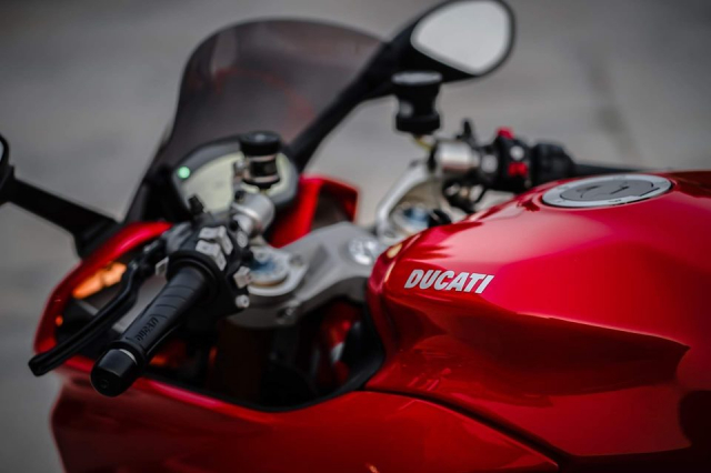 Ducati Supersport S trong ban do hieu nang cao voi dan chan vam vo - 5