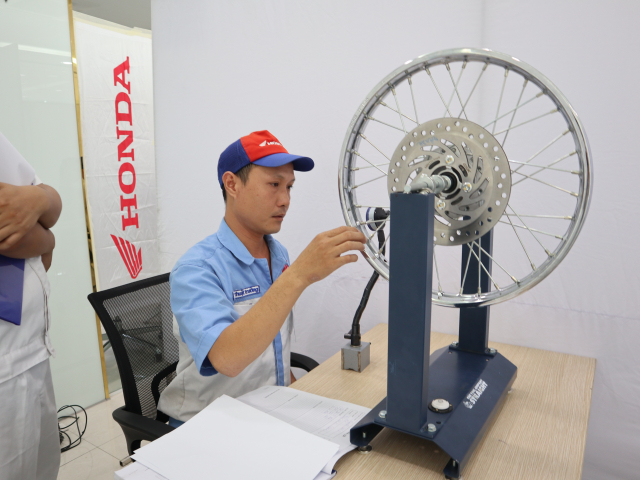 Honda VN to chuc Hoi thi Ky thuat vien dich vu Nhan vien quan he khach hang xuat sac 2019 - 6