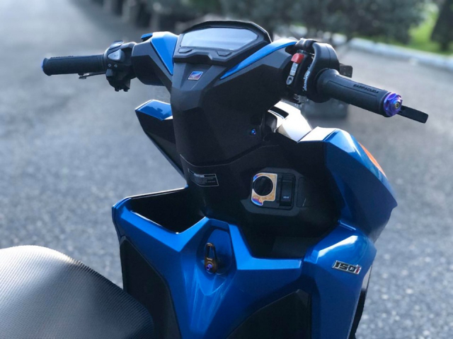 Vario 150 the he moi trong ban do dep gay me cho nguoi xem - 5