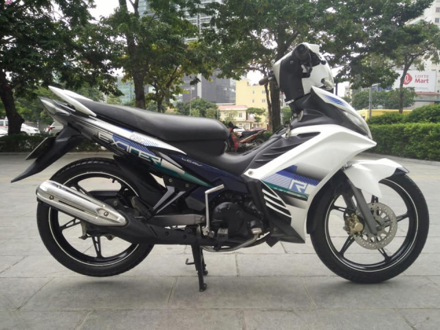 Yamaha Exciter 135 côn tự động màu trắng xanh HN | 2banh.vn