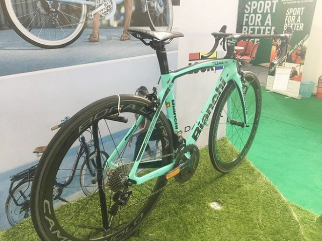 Sieu xe dap Bianchi Oltre XR4 co gia hon 400 trieu tai Ha Noi co gi dac biet - 6