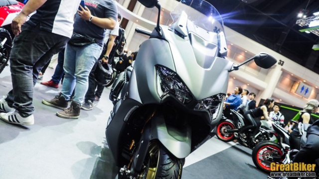 Yamaha TMAX 560 2020 ra mat gan 400 trieu VND tai Motor Expo 2019