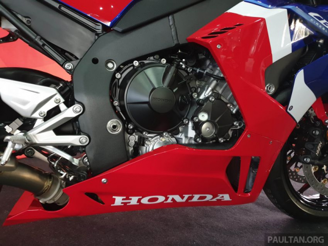 Can canh Honda CBR1000RRR 2020 vua ra mat tai Malaysia - 11