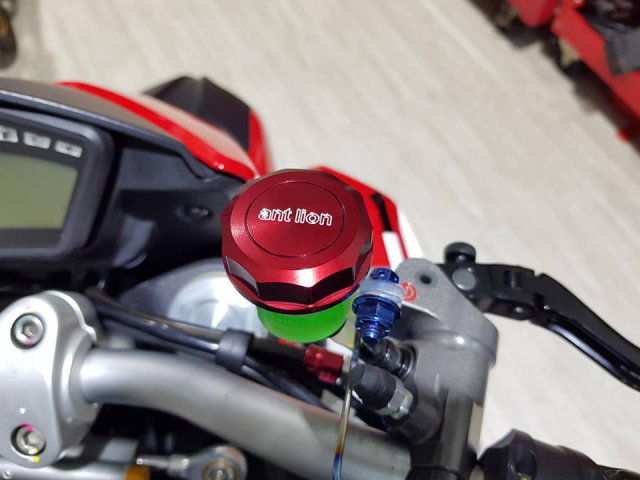 Ducati Hypermotard 939 do man moi voi dan Option cao cap - 4