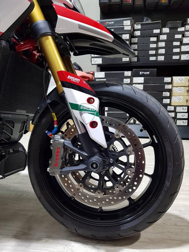 Ducati Hypermotard 939 do man moi voi dan Option cao cap - 10