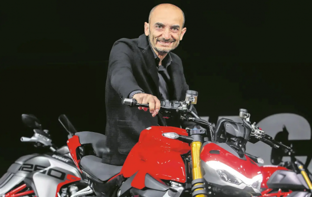 Ducati StreetFighter V2 duoc CEO Ducati xac nhan ra mat trong thoi gian toi
