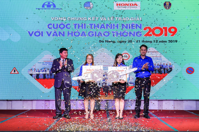 Le trao giai Cuoc thi Thanh nien voi Van hoa giao thong nam 2019 - 5