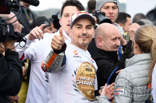 MotoGP 2019 Lorenzo tien gan hon den vai tro tay dua thu nghiem Yamaha MotoGP