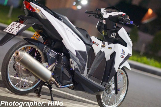 Vario 150 don cuc chat khoe dang trong dem Binh Thuan