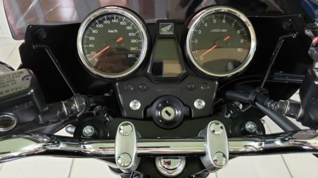 Ban Honda CB1300 2019ABSHiSSETCHQCNSaigon so dep1 chu Cavet dap thung - 29