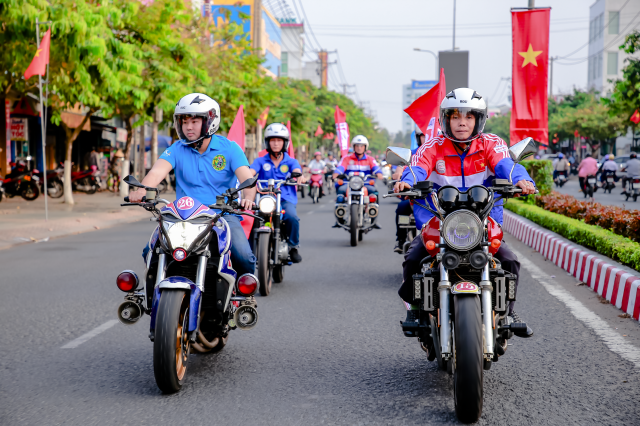 ROC helmet dong hanh cung giai dua xe dap tinh Ben Tre mo rong 2020 - 8