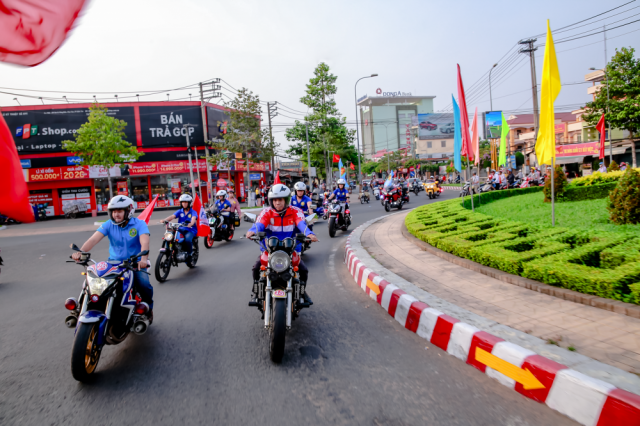 ROC helmet dong hanh cung giai dua xe dap tinh Ben Tre mo rong 2020 - 11