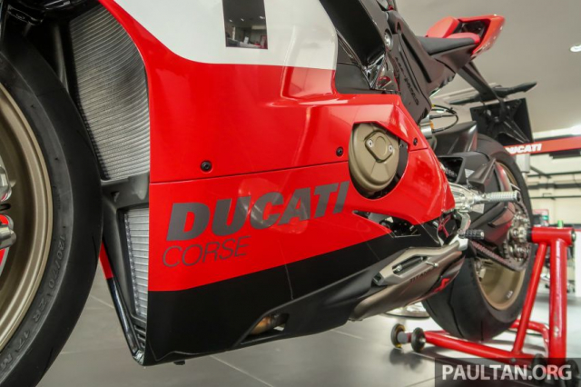 Can canh Ducati Panigale V4 25th Anniversary 916 mot chiec duy nhat tai Malaysia - 23