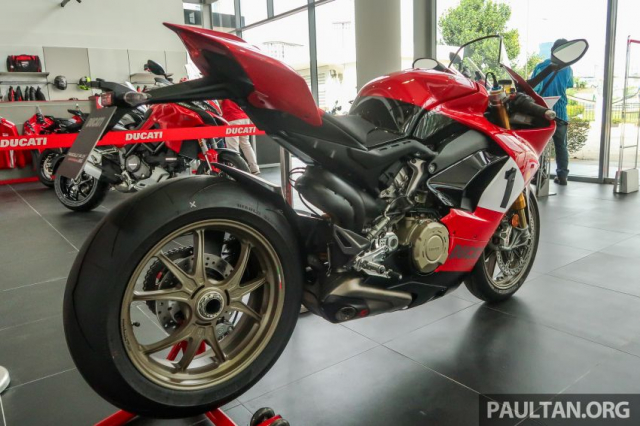 Can canh Ducati Panigale V4 25th Anniversary 916 mot chiec duy nhat tai Malaysia - 22