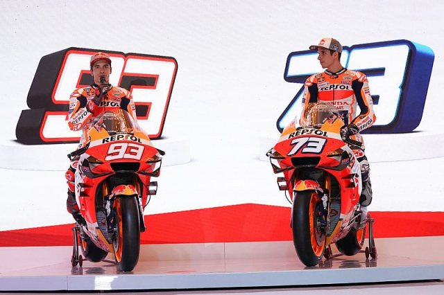 MotoGP 2020 Anh em Marquez cung voi doi dua Repsol Honda to chuc le ra mat MotoGP 2020 - 3