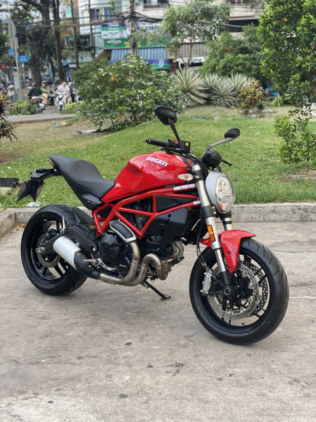 _ Can Ban Ducati Monster 797 ABS dang ky lan dau 22018 HQCN xe 1 doi chu mua thung odo 1800km - 2