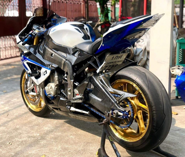 BMW S1000RR do an tuong voi phong cach HP4 - 7