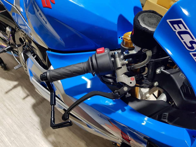 Suzuki GSXR1000 do sieu an tuong chuan theo phong cach MotoGP - 7