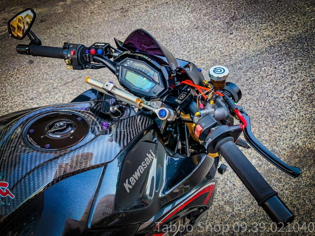 Kawasaki Z1000 do het bai voi dan trang bi dat do cua biker Viet - 8