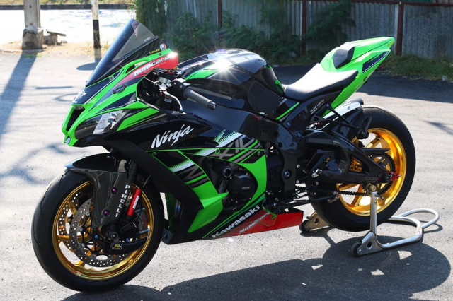 Kawasaki ZX10R do loi cuon voi dan do choi dac biet - 22