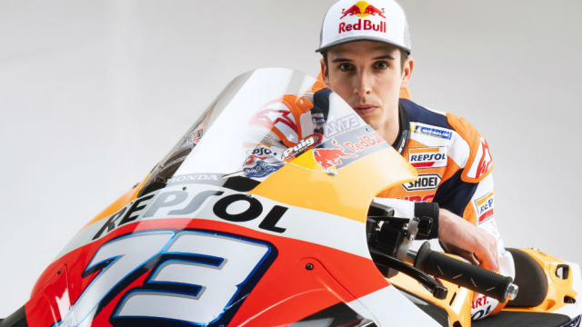 Alex Marquez hoi lo lang ve ap luc hop dong cua Honda - 4