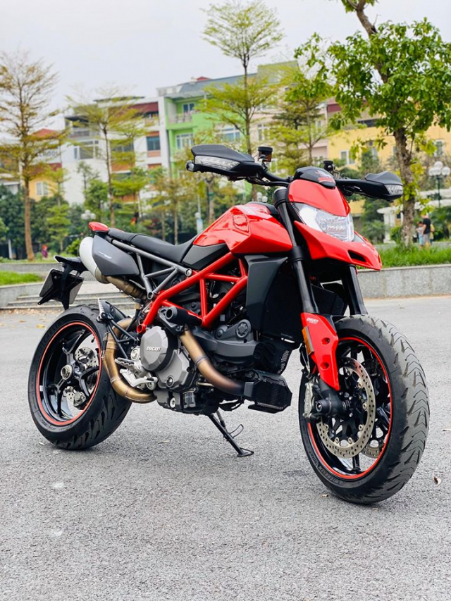 Can ban Ducati_Hyper_950 cuoi thang 122019 model 2020