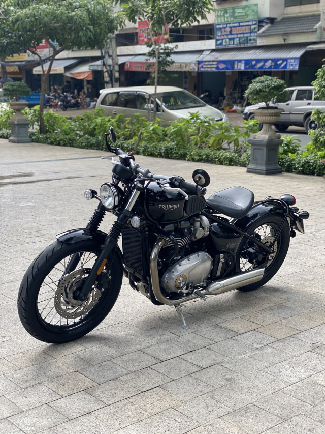 _ Moi ve Triumph Bobber 1200cc ABS HQCN Dang ky 2018 odo Dung 5000km chinh chu xe dep