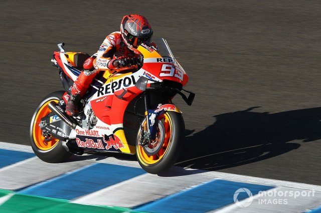 Dovizioso dang lo lang ve su tro lai cua Marquez trong cuoc dua tranh danh hieu MotoGP 2020 - 3