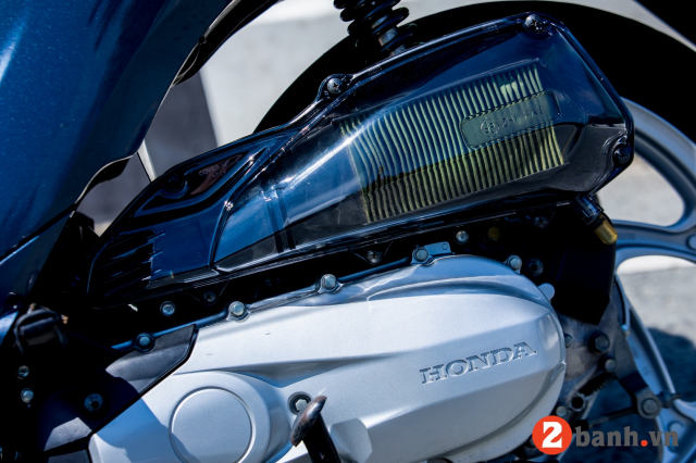 Honda Vision thay doi hoan toan dien mao voi Phu tung ZHIPAT - 4