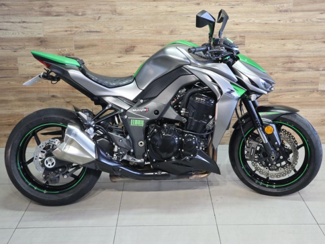 KAWASAKI Z1000 ABS NEW 100 - 2