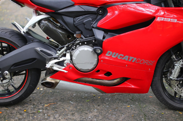BAN DUCATI PANIGALE 899 MONG NUOC - 4