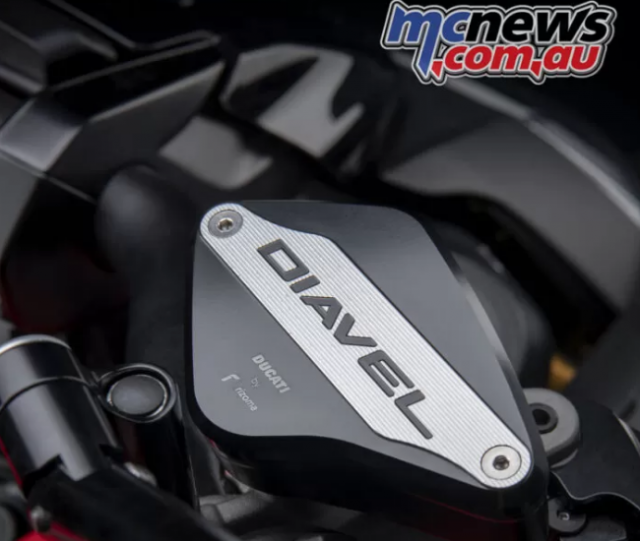 Ducati Diavel 1260 duoc nang cap voi goi do Ducati Performance - 5