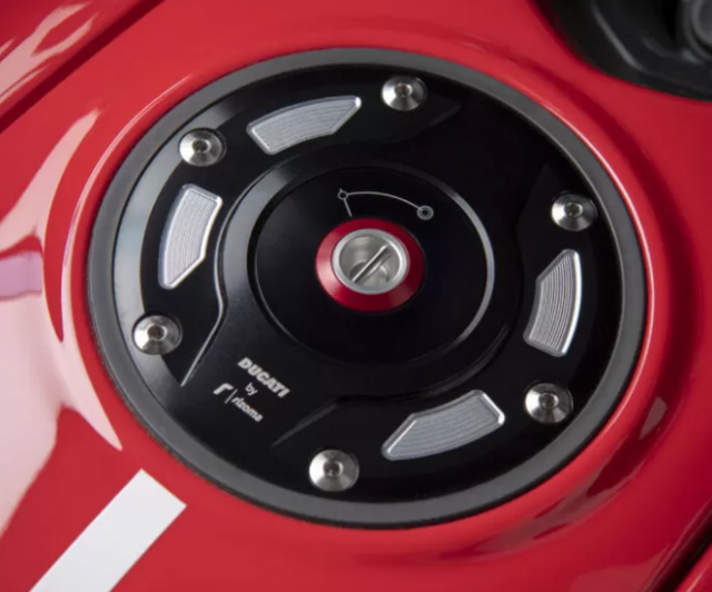 Ducati Diavel 1260 duoc nang cap voi goi do Ducati Performance - 6
