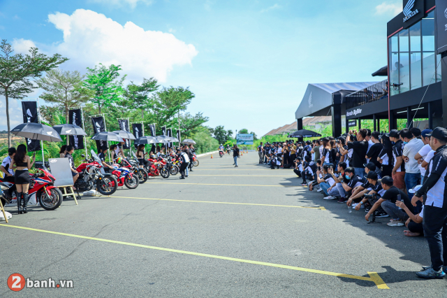 Honda Biker Day 2020 chuan bi bung no tai Ha Noi - 16