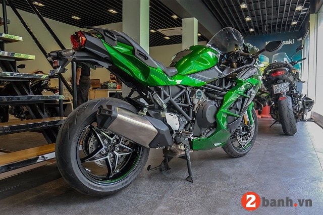 Kawasaki Ninja H2 SX SE bi trieu hoi vi loi ECU - 9