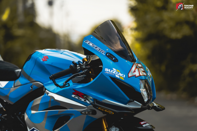 Suzuki GSXR1000 do ba chay theo phong cach MotoGP - 5