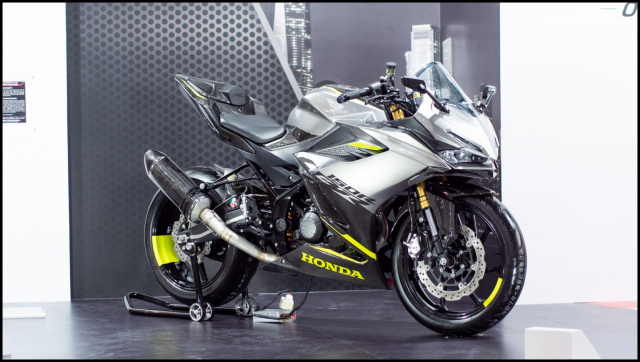 Can canh hai chiec CBR150R 2021 do chinh hang tu Honda - 18