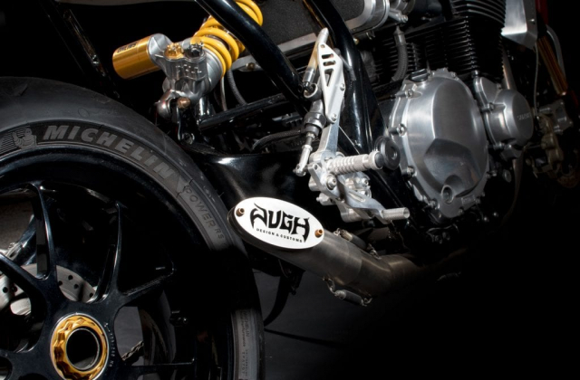 Suzuki GSX1400 do cafe racer den tu Augh Design - 6