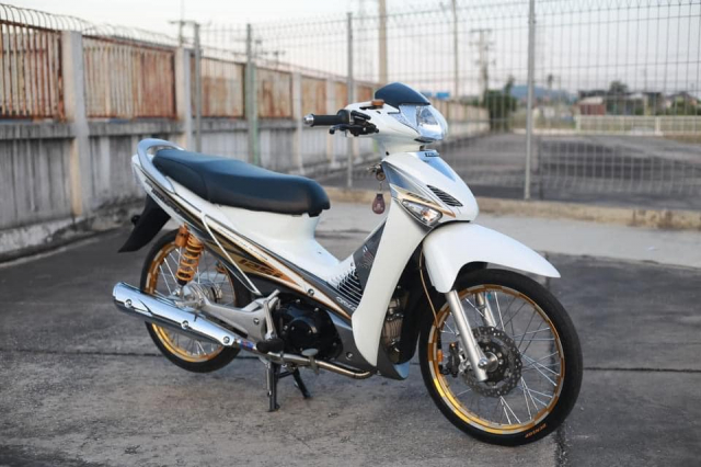 Wave 125 do trong la doi hon voi phong cach Future - 14