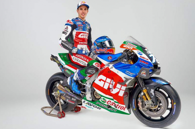 Alex Marquez trong mau ao LCR Honda MotoGP 2021